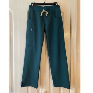 FIGS Kade Cargo Scrub Pants
